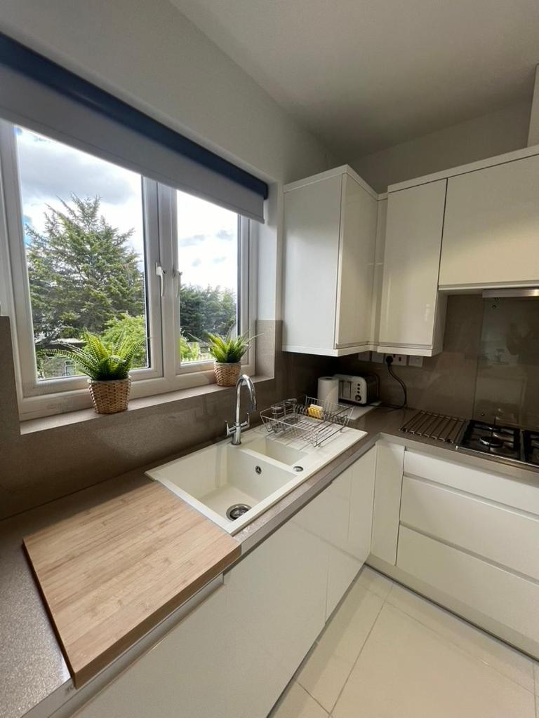 Zenobia London Luxury Apartments Finchley Extérieur photo