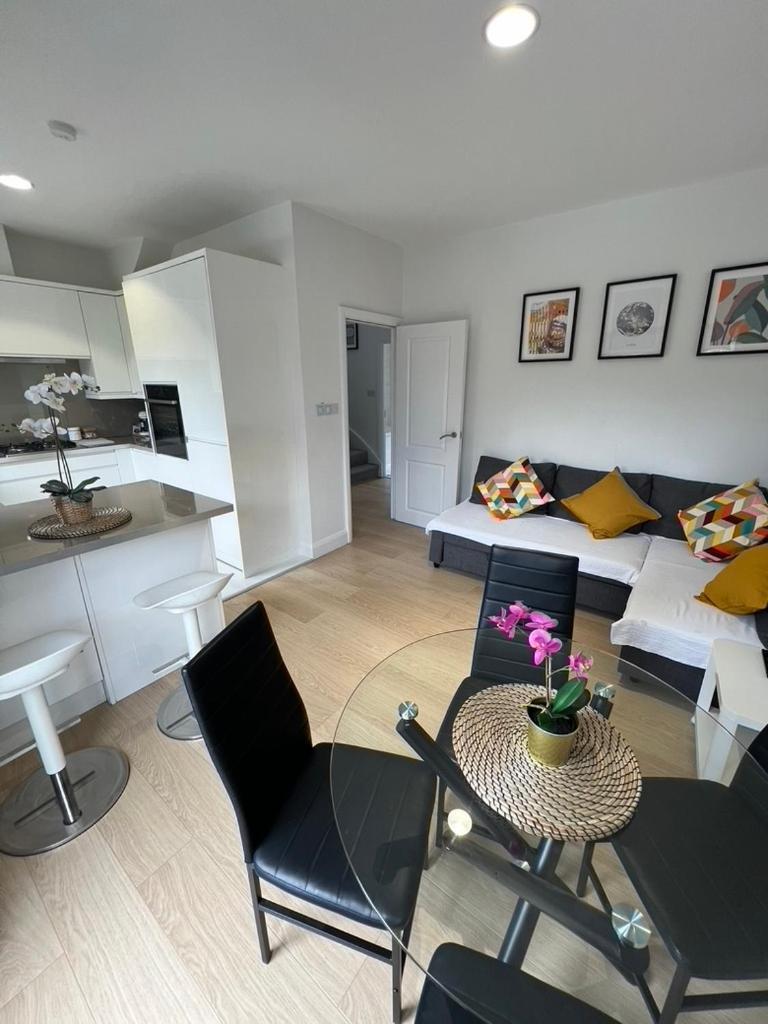 Zenobia London Luxury Apartments Finchley Extérieur photo
