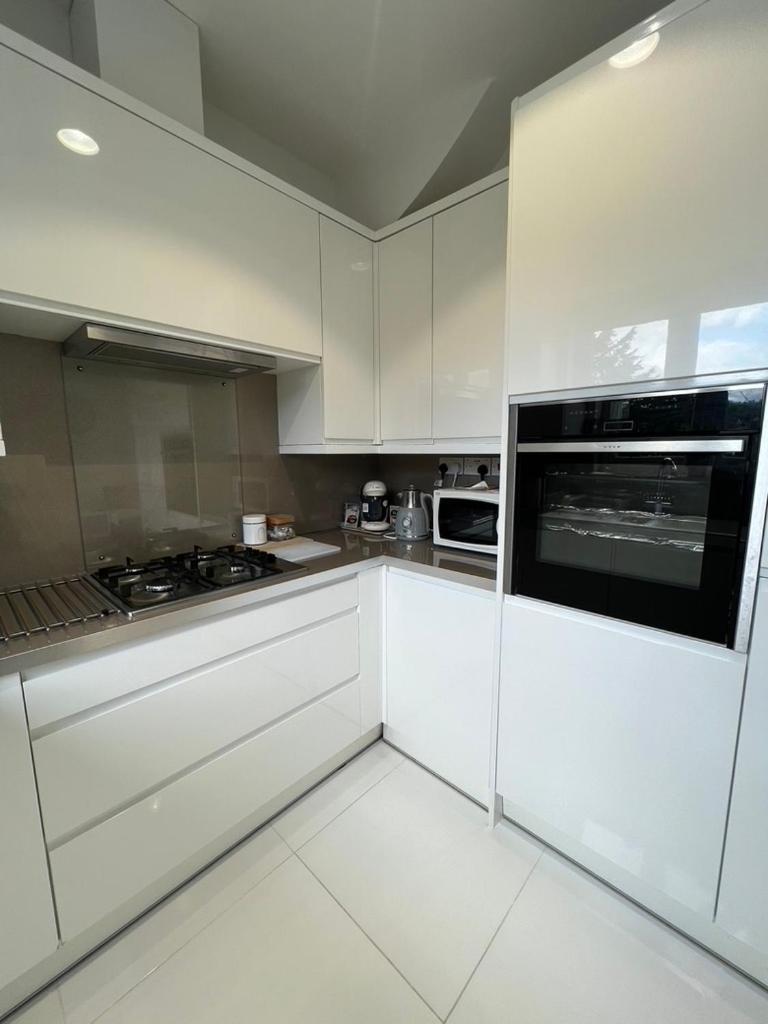 Zenobia London Luxury Apartments Finchley Extérieur photo