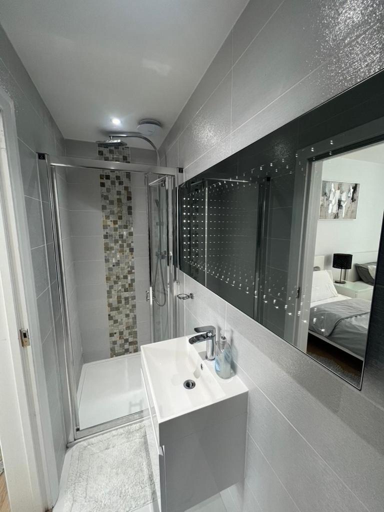Zenobia London Luxury Apartments Finchley Extérieur photo